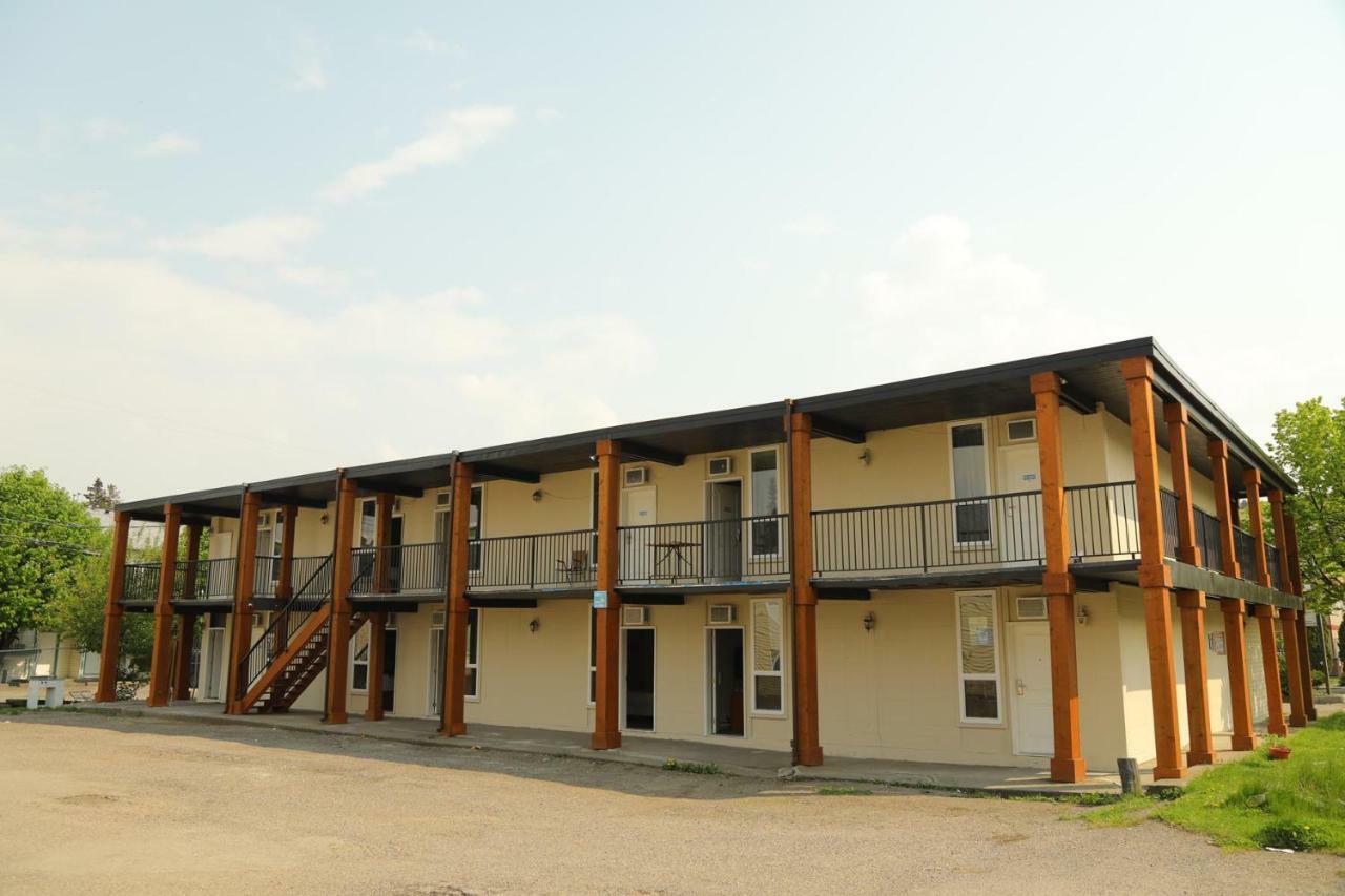 Fraser Inn Принс-Джордж Екстер'єр фото